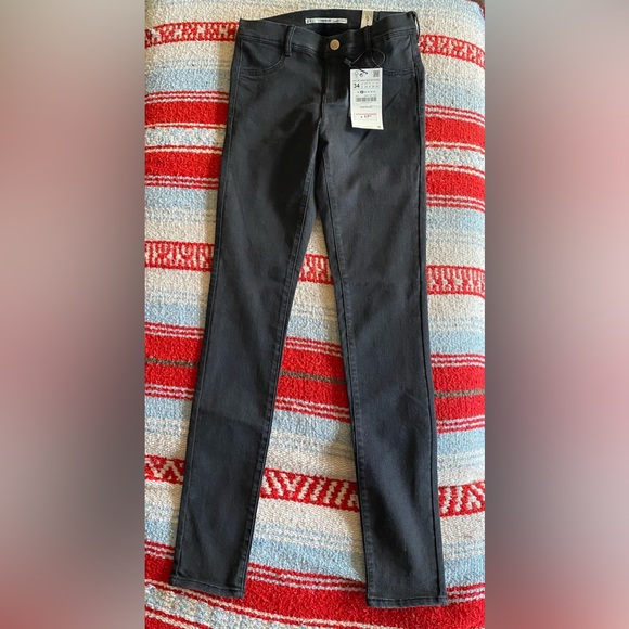 NWT Zara High Elasticity Low Rise Cropped Skinny Jeans! Size US 2! - Picture 5 of 10